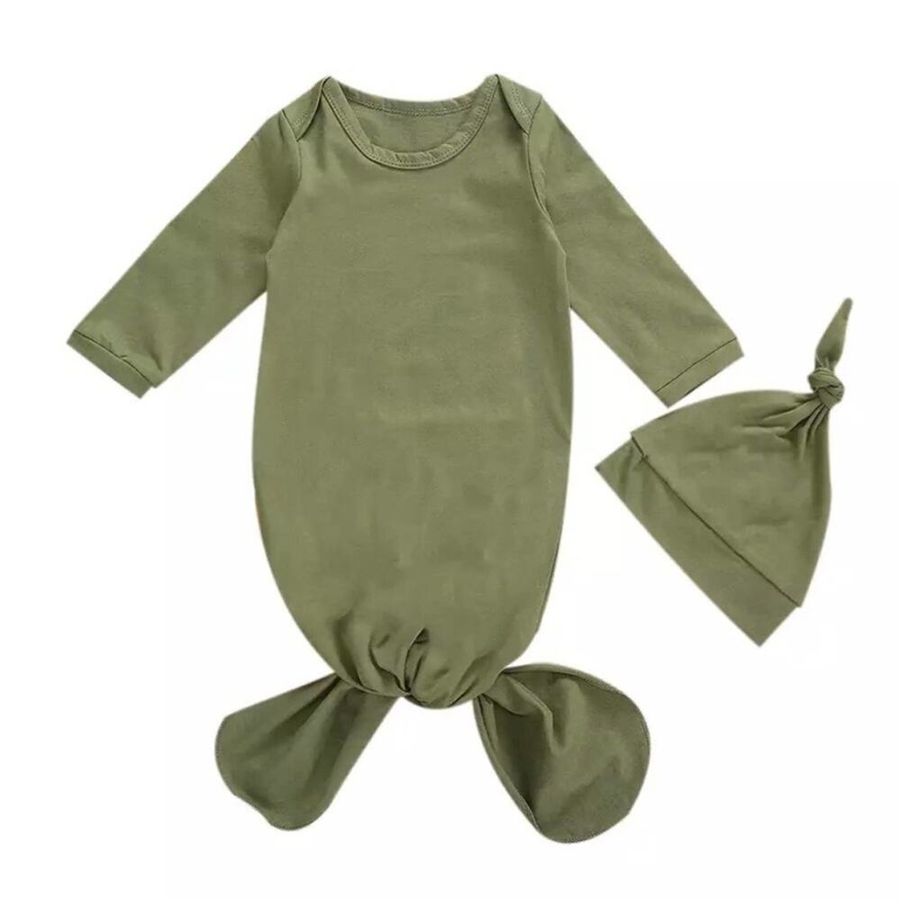 New Newborn 0-3 mo. Nightgown bag matching cap